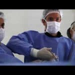 cirurgia_endoscopica_coluna_e